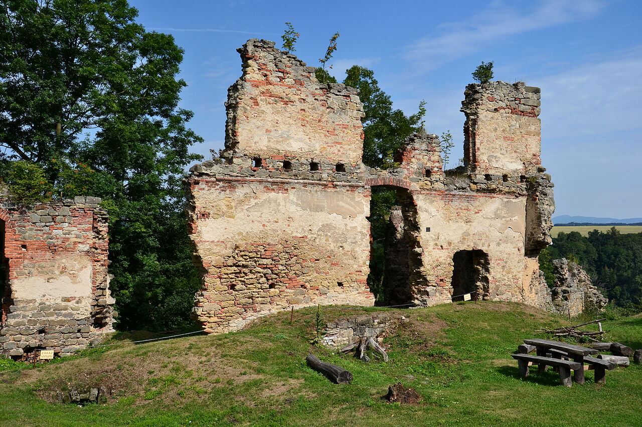 Výlet ke zřícenině zámku Zásadka